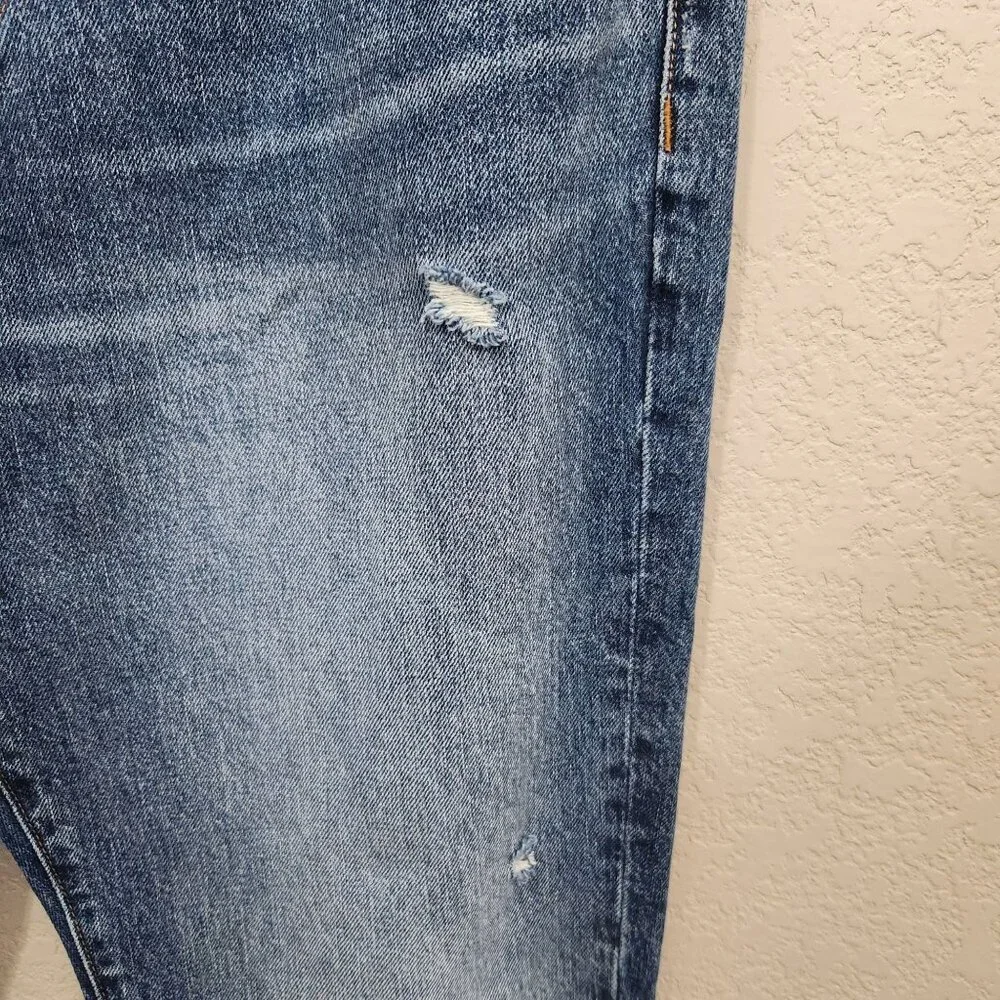 American Eagle Outfitters Distressed High-Waisted Blue Denim Jeans W34 L31 Dad